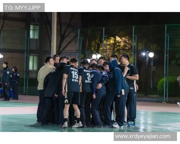 武汉篮球队的意识提升与团队凝聚力探讨聚焦篮球发展新方向