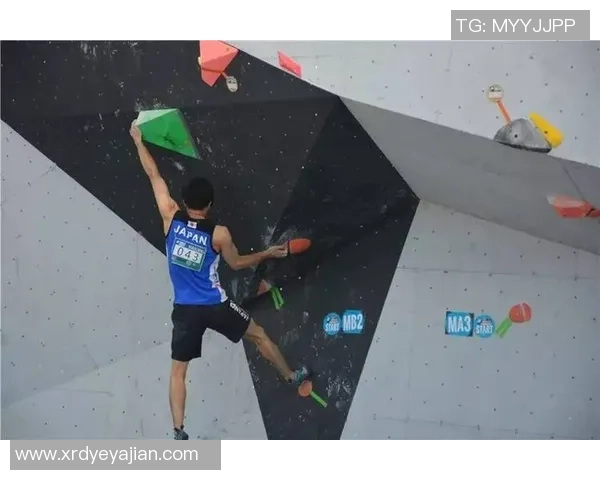 足球明星贴纸的秘密:轻松贴附不留痕迹的完美体验 足球明星贴纸的秘密:轻松贴附不留痕迹的完美体验